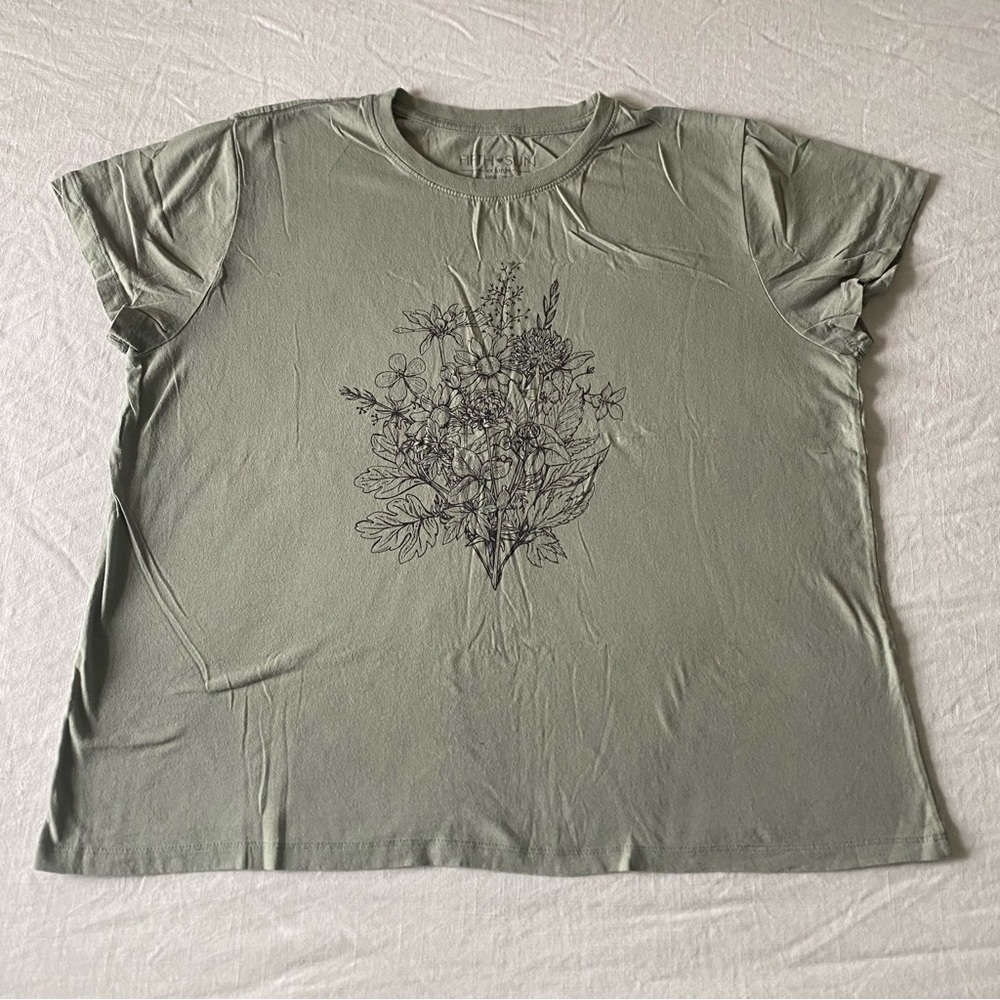Floral Graphic Women's Top in Green Fifth Sun